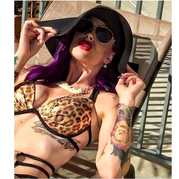 Red, Blue or Antique Gold ❤️ Fly Calibers Shades - Picture 7 of 16